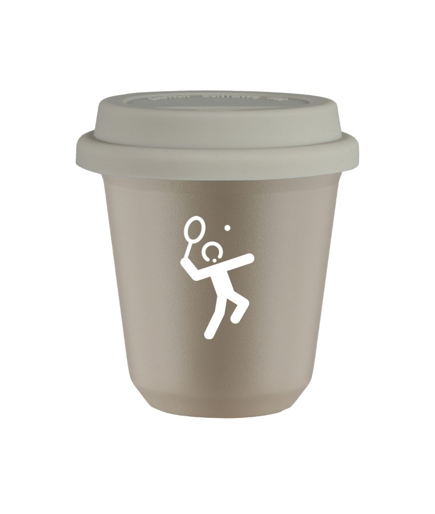 Tasse 150 ml BEIGE "Tennis 2 (blanc)", avec couvercle blanc Tasse 150 ml BEIGE "Tennis 2 (blanc)", avec couvercle blanc
