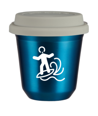 Tasse 150 ml BLEU MÉTALLIQUE "Planche à voile (blanc)", avec couvercle blanc Tasse 150 ml BLEU MÉTALLIQUE "Planche à voile (blanc)", avec couvercle blanc