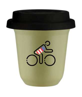 Tasse 150 ml PISTACHE "Cycliste aux couleurs britanniques", avec couvercle noir Tasse 150 ml PISTACHE "Cycliste aux couleurs britanniques", avec couvercle noir