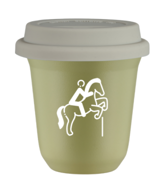Tasse 150 ml PISTACHE "Équitation 1 (blanc)", avec couvercle blanc Tasse 150 ml PISTACHE "Équitation 1 (blanc)", avec couvercle blanc