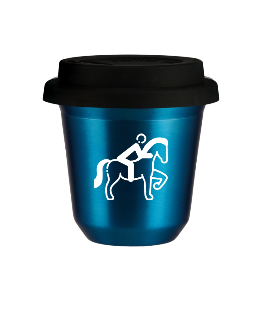 Tasse 240 ml BLEU MÉTALLIQUE "Équitation 2 (blanc)", avec couvercle noir Tasse 240 ml BLEU MÉTALLIQUE "Équitation 2 (blanc)", avec couvercle noir
