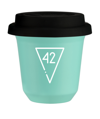 Tasse 80 ml TURQUOISE "42 (blanc)", avec couvercle noir Tasse 80 ml TURQUOISE "42 (blanc)", avec couvercle noir