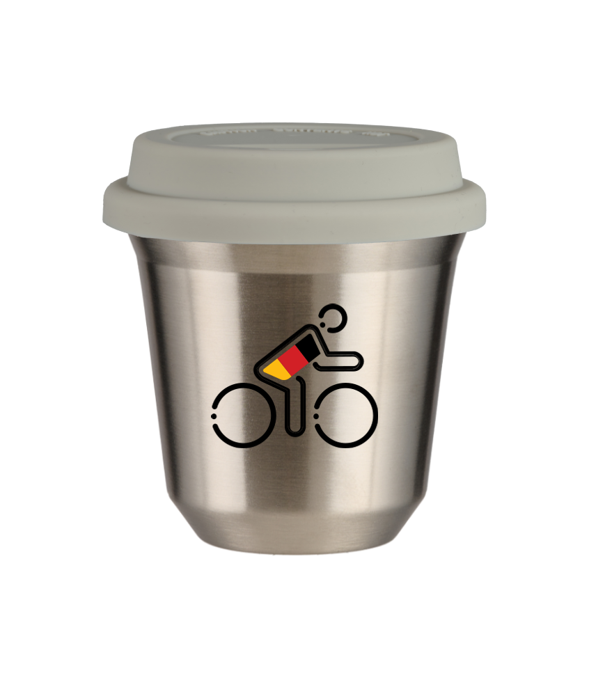 Tasse 240 ml ARGENT "Cycliste aux couleurs allemandes (noir)", avec couvercle blanc Tasse 240 ml ARGENT "Cycliste aux couleurs allemandes (noir)", avec couvercle blanc