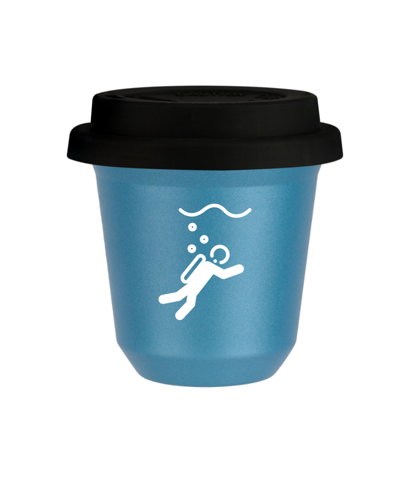 Tasse 240 ml BLEU CLAIR MÉTALLIQUE "Plongée (blanc)", avec couvercle noir