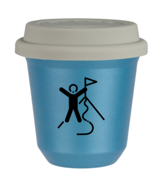 Tasse 240 ml BLEU CLAIR MÉTALLIQUE "Escalade 1 (noir)", avec couvercle blanc Tasse 240 ml BLEU CLAIR MÉTALLIQUE "Escalade 1 (noir)", avec couvercle blanc