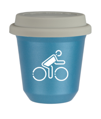 Tasse 240 ml BLEU CLAIR MÉTALLIQUE "Cycliste aux couleurs allemandes (blanc)", avec couvercle blanc Tasse 240 ml BLEU CLAIR MÉTALLIQUE "Cycliste aux couleurs allemandes (blanc)", avec couvercle blanc
