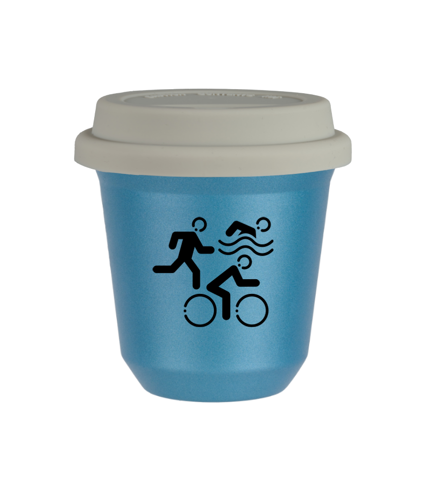 Tasse 240 ml BLEU CLAIR MÉTALLIQUE "Sports (noir)", avec couvercle blanc Tasse 240 ml BLEU CLAIR MÉTALLIQUE "Sports (noir)", avec couvercle blanc