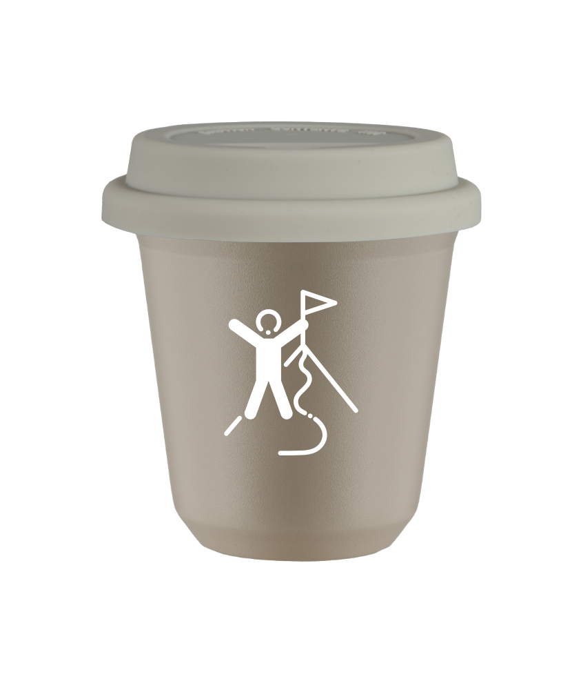Tasse 240 ml BEIGE "Escalade 1 (blanc)", avec couvercle blanc Tasse 240 ml BEIGE "Escalade 1 (blanc)", avec couvercle blanc