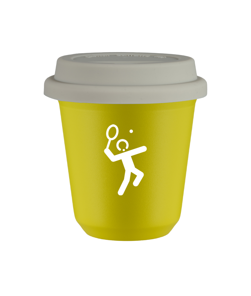 Tasse 240 ml JAUNE "Tennis 2 (blanc)", avec couvercle blanc Tasse 240 ml JAUNE "Tennis 2 (blanc)", avec couvercle blanc