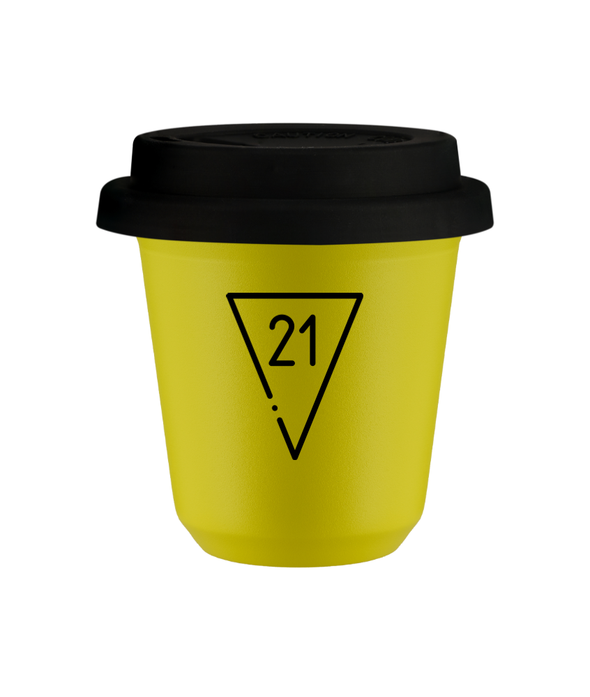 Tasse 240 ml JAUNE "21 (noir)", avec couvercle noir Tasse 240 ml JAUNE "21 (noir)", avec couvercle noir