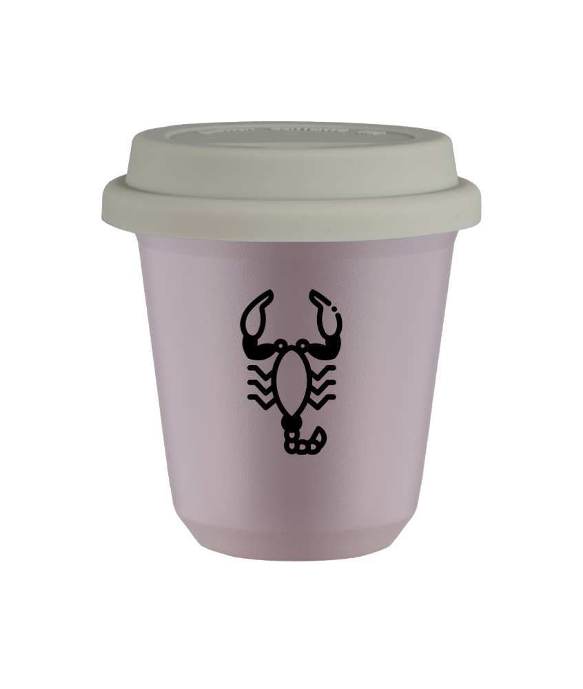 Tasse 80 ml LAVANDE "Scorpion (noir)", avec couvercle blanc Tasse 80 ml LAVANDE "Scorpion (noir)", avec couvercle blanc
