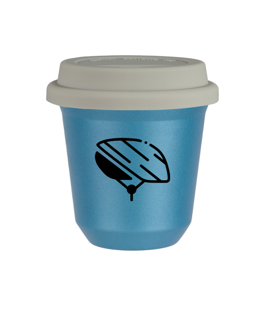 Tasse 80 ml BLEU CLAIR MÉTALLIQUE "Casque", avec couvercle blanc
