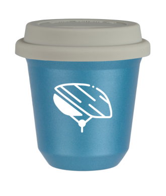 Tasse 80 ml BLEU CLAIR MÉTALLIQUE "Casque (blanc)", avec couvercle blanc Tasse 80 ml BLEU CLAIR MÉTALLIQUE "Casque (blanc)", avec couvercle blanc