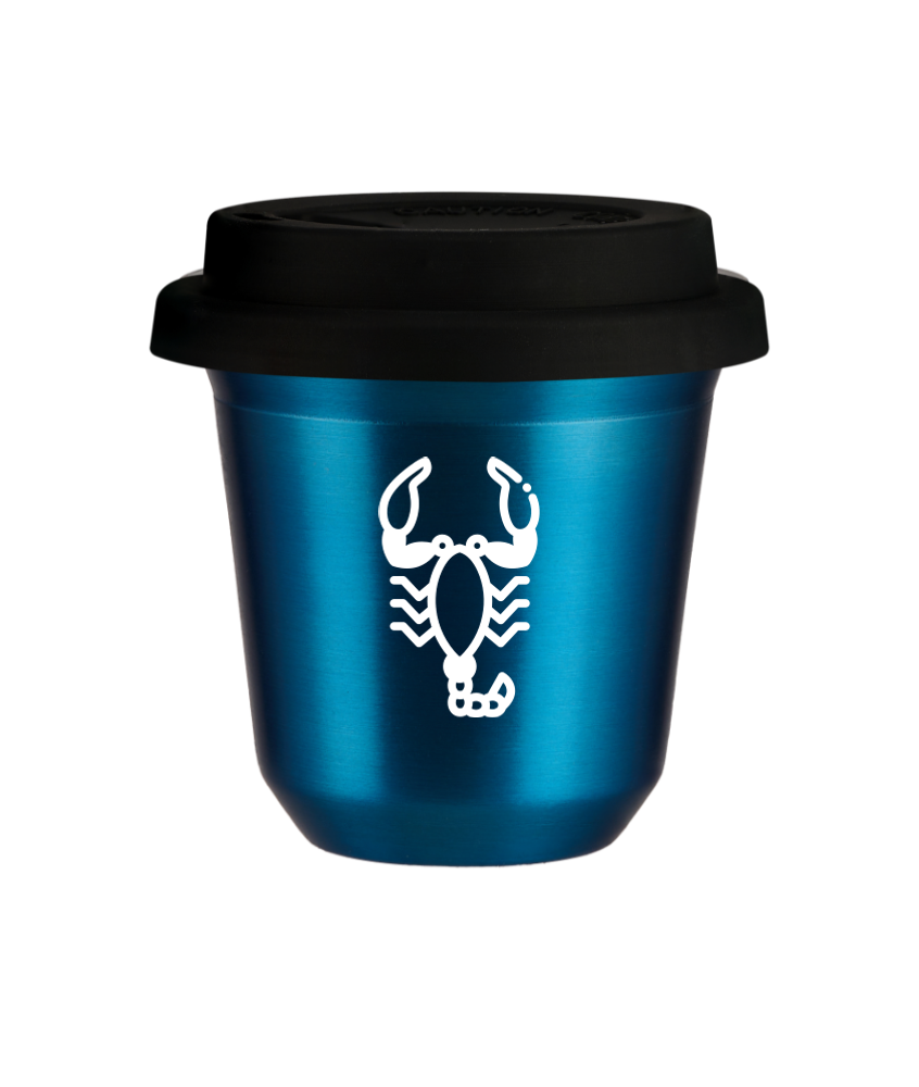 Tasse 150 ml BLEU MÉTALLIQUE "Scorpion (blanc)", avec couvercle noir Tasse 150 ml BLEU MÉTALLIQUE "Scorpion (blanc)", avec couvercle noir