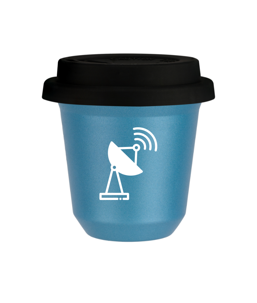 Tasse 150 ml BLEU CLAIR MÉTALLIQUE "Antenne (blanc)", avec couvercle noir Tasse 150 ml BLEU CLAIR MÉTALLIQUE "Antenne (blanc)", avec couvercle noir