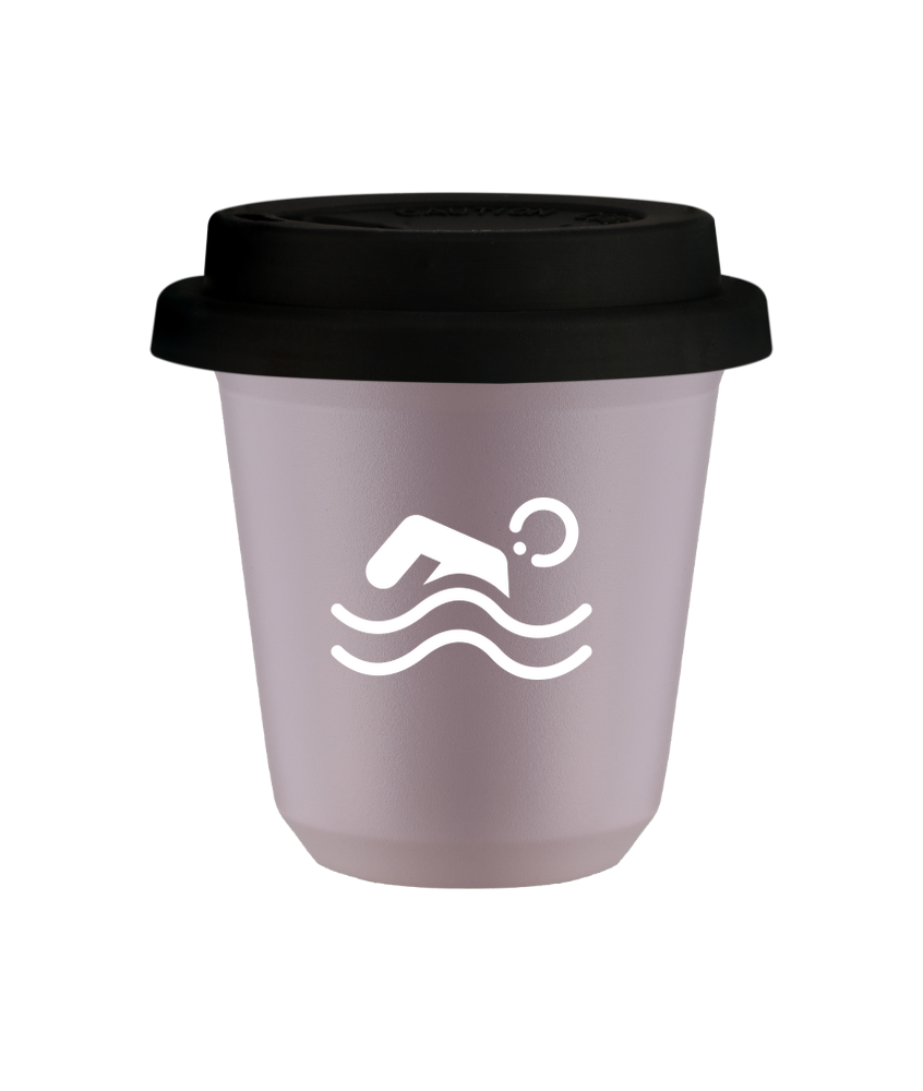 Tasse 150 ml LAVANDE "Natation (blanc)", avec couvercle noir Tasse 150 ml LAVANDE "Natation (blanc)", avec couvercle noir