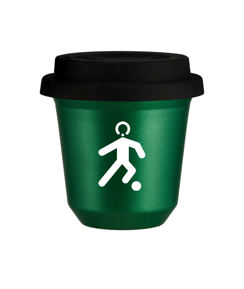 Tasse 240 ml VERT MÉTALLIQUE "Football (blanc)", avec couvercle noir