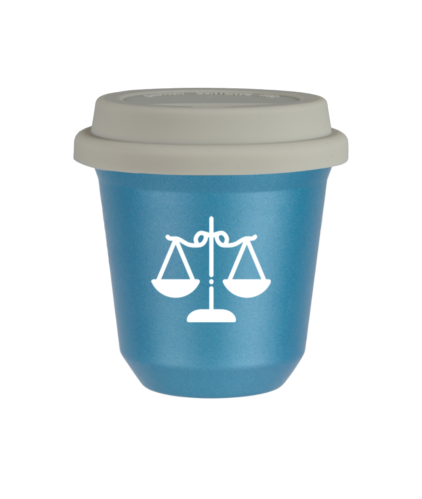 Tasse 240 ml BLEU CLAIR MÉTALLIQUE "Balance (blanc)", avec couvercle blanc Tasse 240 ml BLEU CLAIR MÉTALLIQUE "Balance (blanc)", avec couvercle blanc