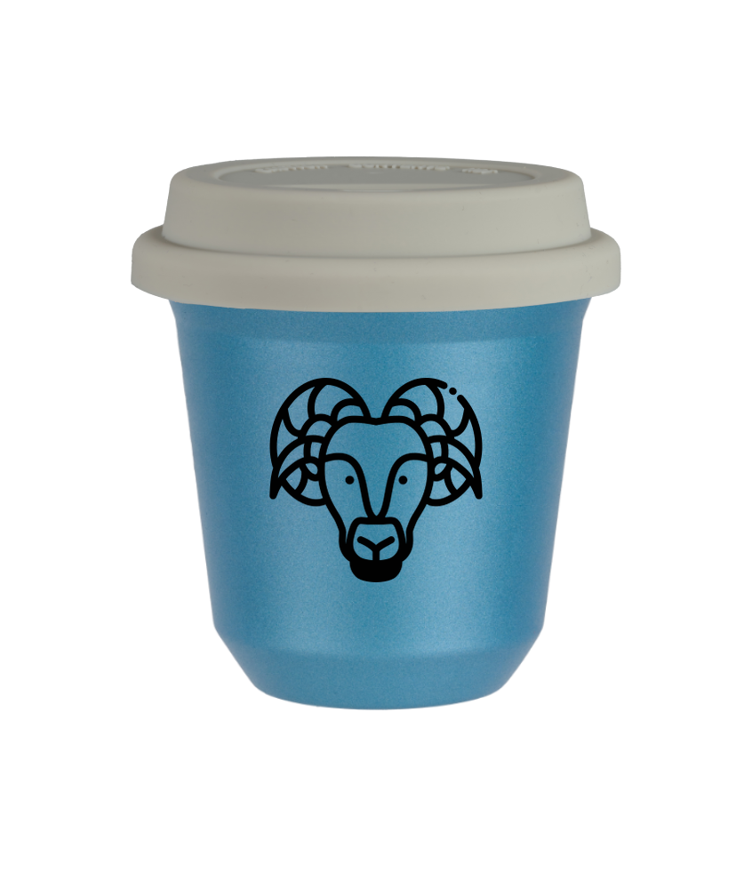 Tasse 240 ml BLEU CLAIR MÉTALLIQUE "Bélier (noir)", avec couvercle blanc