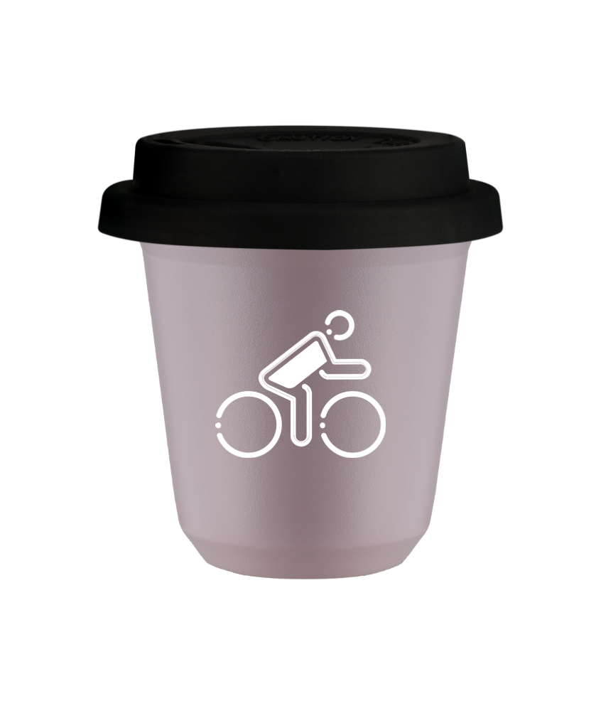 Tasse 240 ml LAVANDE "Cycliste aux couleurs polonaises (blanc)", avec couvercle noir Tasse 240 ml LAVANDE "Cycliste aux couleurs polonaises (blanc)", avec couvercle noir