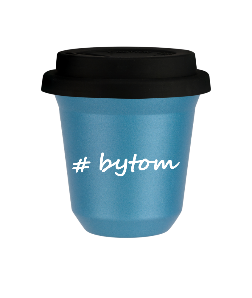 Tasse 150 ml BLEU CLAIR MÉTALLIQUE "Bytom", avec couvercle noir Tasse 150 ml BLEU CLAIR MÉTALLIQUE "Bytom", avec couvercle noir