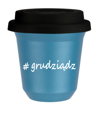 Tasse 80 ml BLEU CLAIR MÉTALLIQUE "Grudziądz", avec couvercle noir Tasse 80 ml BLEU CLAIR MÉTALLIQUE "Grudziądz", avec couvercle noir