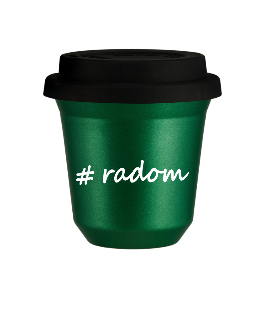 Tasse 240 ml VERT MÉTALLIQUE "Radom", avec couvercle noir Tasse 240 ml VERT MÉTALLIQUE "Radom", avec couvercle noir
