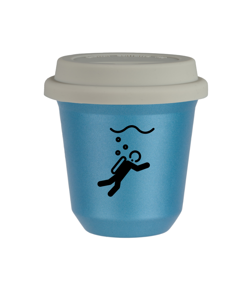 Tasse 150 ml BLEU CLAIR MÉTALLIQUE "Plongée", avec couvercle blanc