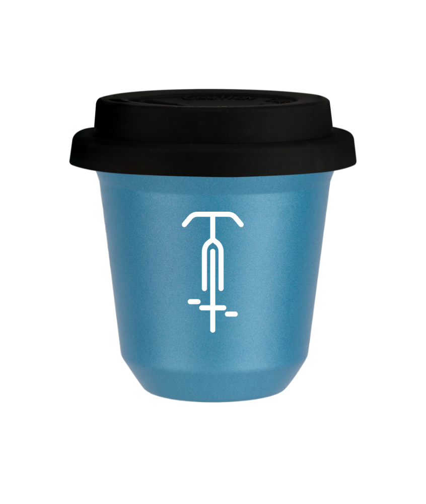 Tasse 150 ml BLEU CLAIR MÉTALLIQUE "Cyclisme 1 (blanc)", avec couvercle noir
