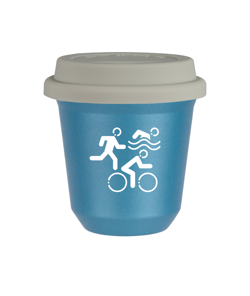 Tasse 150 ml BLEU CLAIR MÉTALLIQUE "Sports (blanc)", avec couvercle blanc