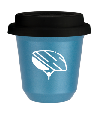 Tasse 150 ml BLEU CLAIR MÉTALLIQUE "Casque (blanc)", avec couvercle noir Tasse 150 ml BLEU CLAIR MÉTALLIQUE "Casque (blanc)", avec couvercle noir
